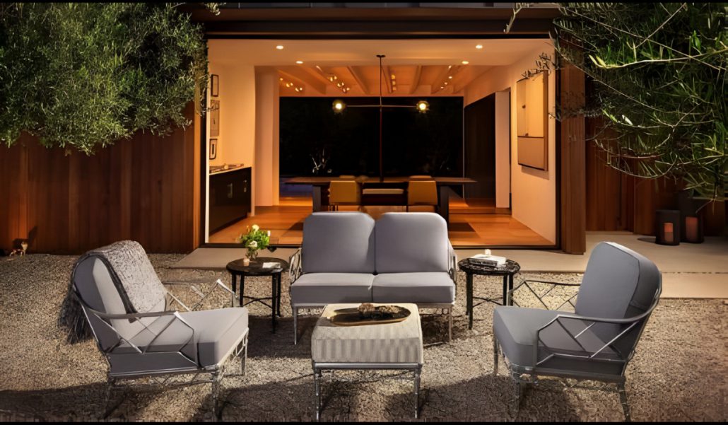 Brown Jordan Parkway Modular Quarter Round Sectional